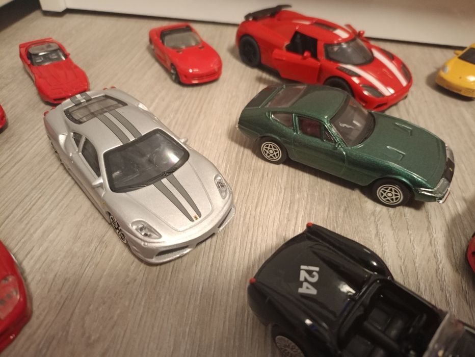 Метални колички феррари