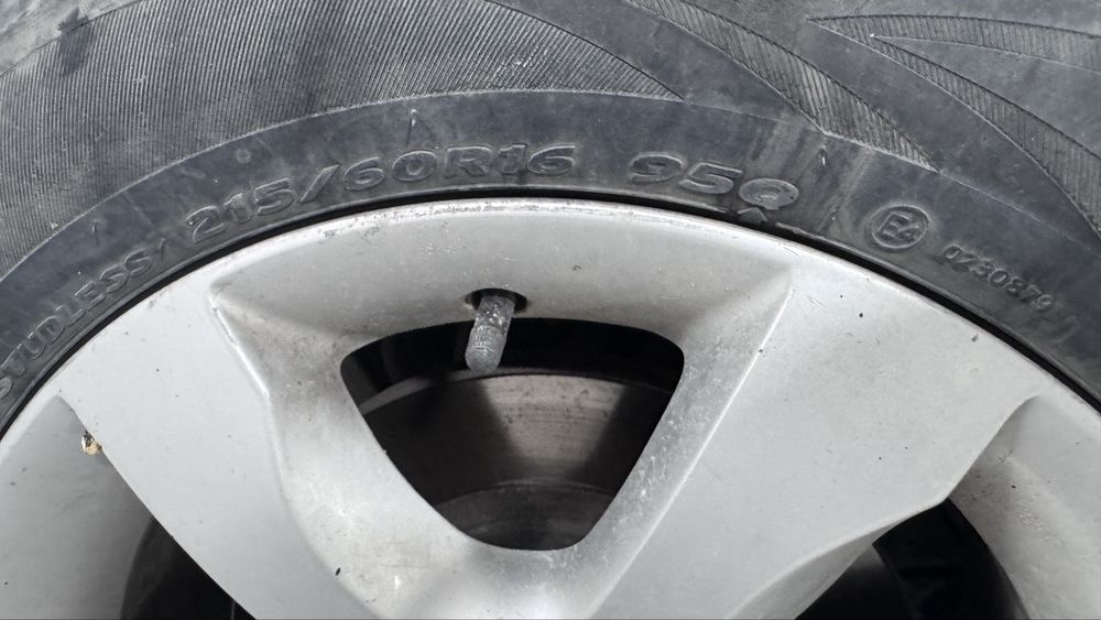 Зимние Шины Бу, комплект