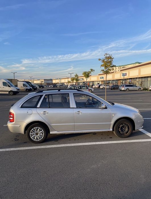 Skoda Fabia break, motor 1.2 benzină, An 2003, 250.000 KM.  Ac funcțional !