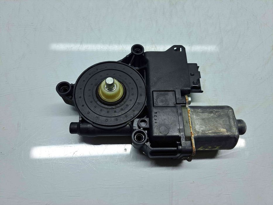 Motoras geam dreapta spate Peugeot 308 [Fabr 2007-2013]