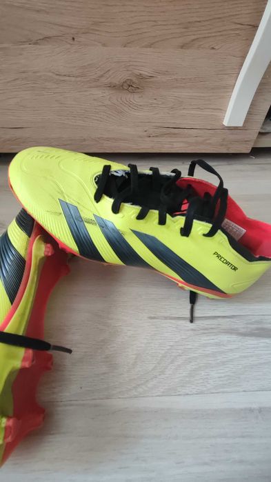Бутонки adidas predator