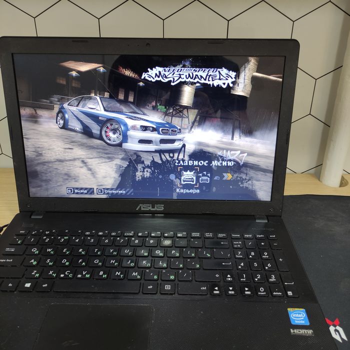 Ноутбук Asus с играми