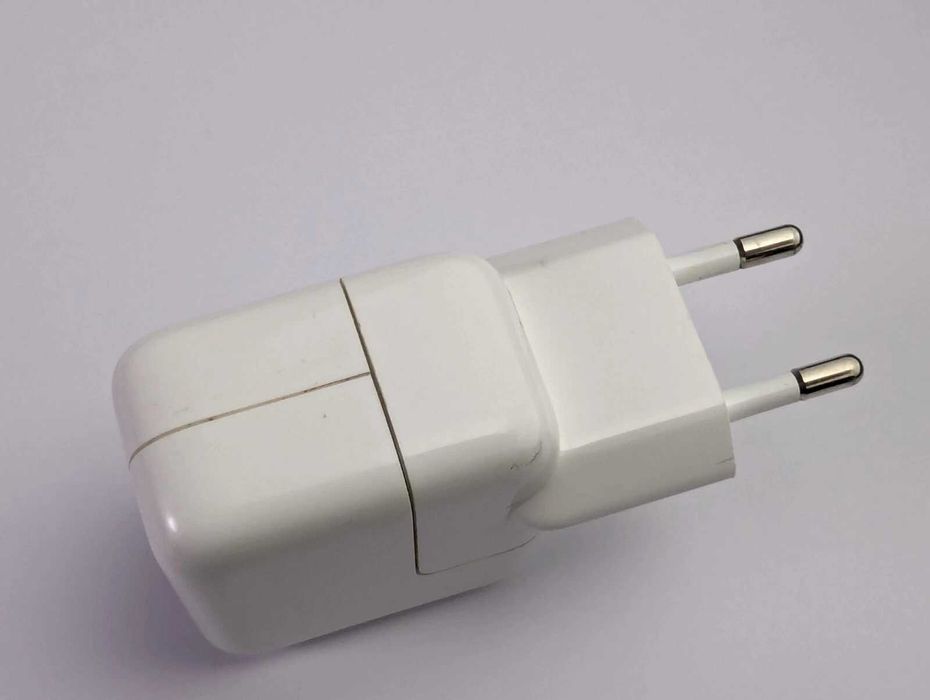 Оригинално зарядно Apple A1357 10W адаптер за iPhone iPad iPod USB