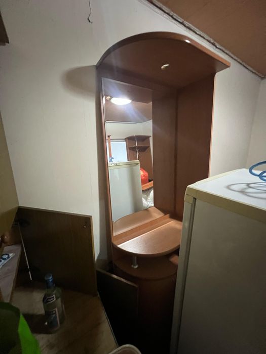 Шкаф в прихожую.