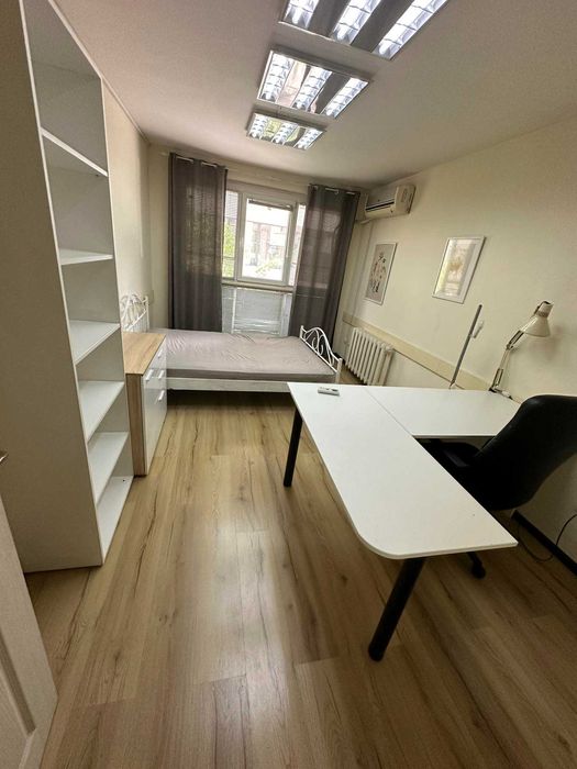 Дава се под наем Тристаен апартамент в София, Лозенец - 78 кв.м за 450 € - Снимка #4