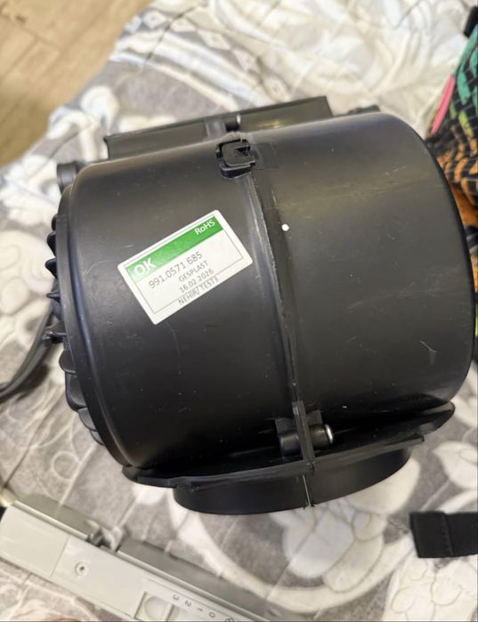 Оригинален мотор (вентилатор) за абсорбатор Beko CTB 6407 W – чисто нов