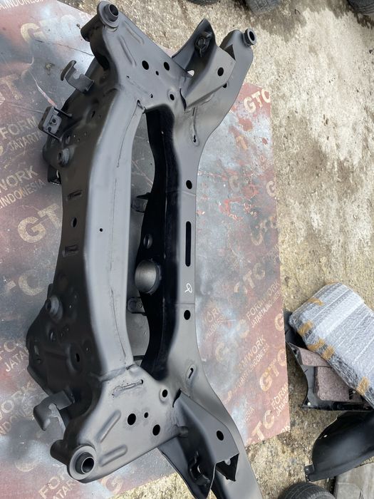 Заден мост нисан кашкай 2008г като нов