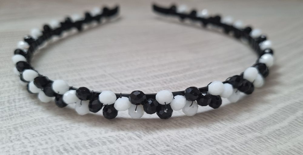 Диадеми със стъклени кристали ръчна изработка