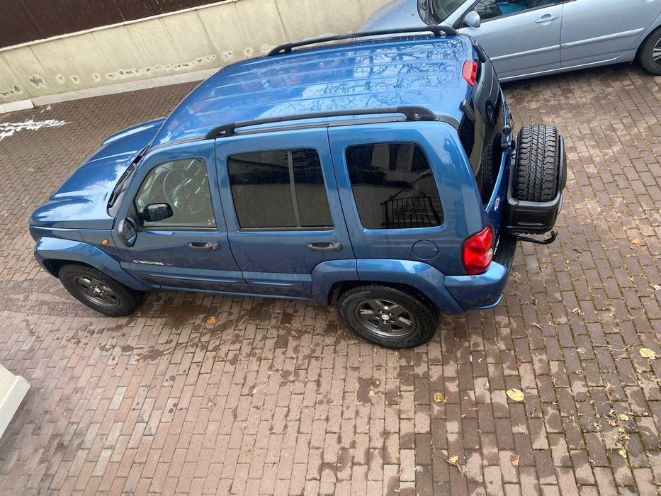 Vand Jeep Cherokee unicul proprietar