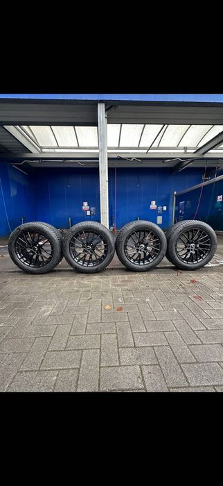 Roți complete BMW X5 – jante aliaj R19 + anvelope de iarnă 265/50 R19