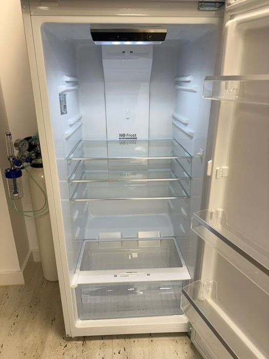 Хладилник NO FROST с горна камера с гаранция