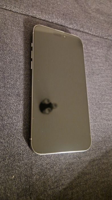 Vând iphone 15 pro max