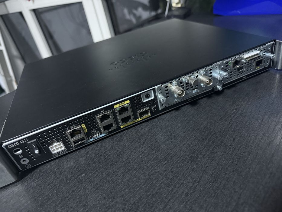 Cisco ISR 4321 - Router Enterprise + Modul 4G LTE (SIM) Oradea • OLX.ro