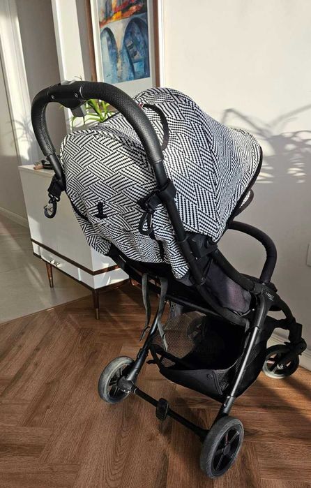 Лека детска количка Mast M2 само 5,9 кг