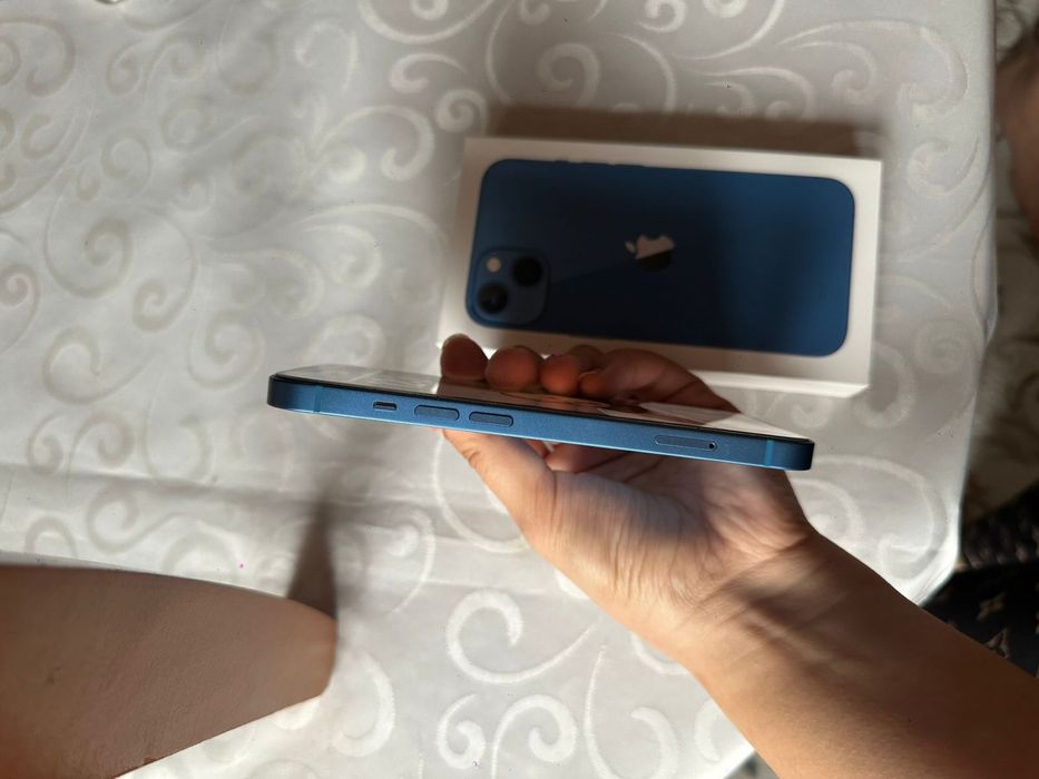 Айфон.       13