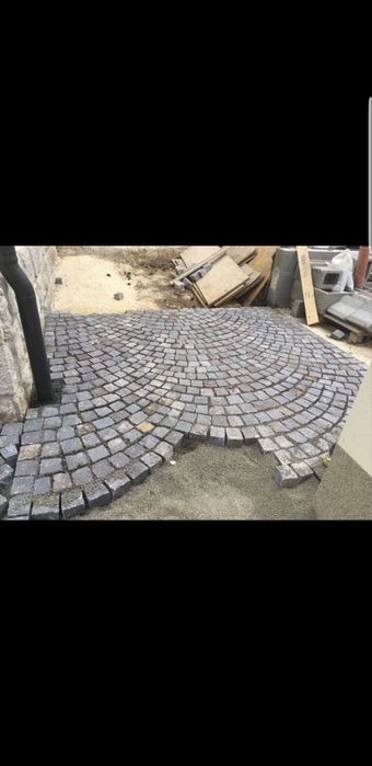 Piatră Cubica andezit de calitate foarte buna putem face si montaj