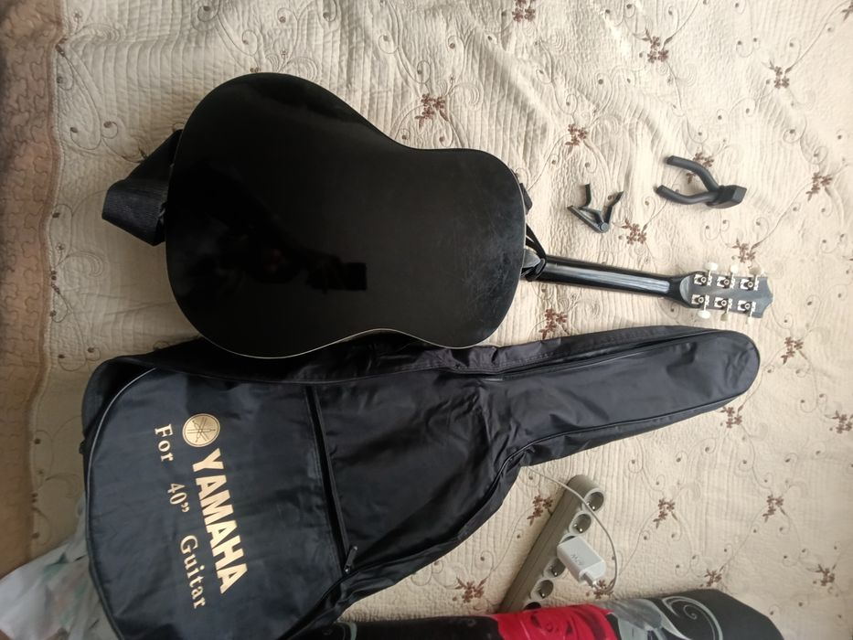 Гитара сатам срочно