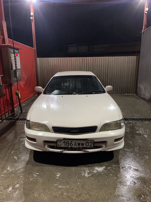 Продам машину Toyoto EXIV