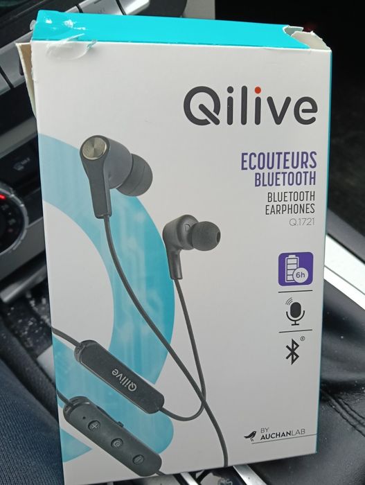 Căști bluton noi .