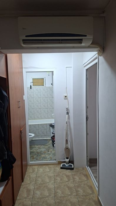 Vând apartamet Doraly !