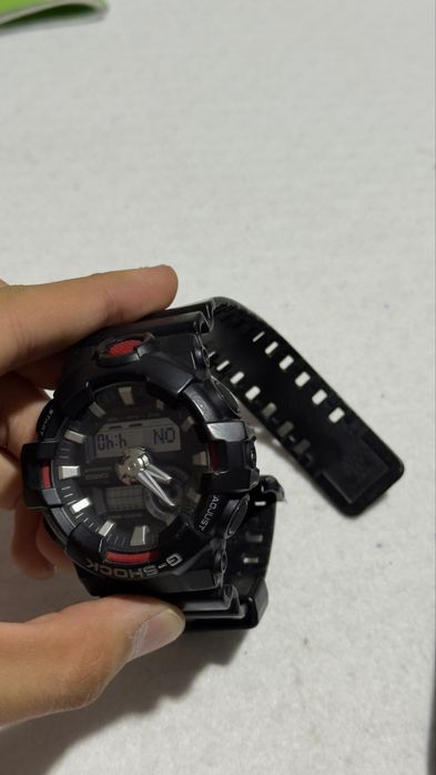 Casio G-Shock GA-700