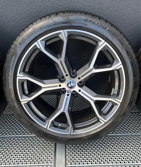 Бмв джанти 21 цола G05/G06 пирели +5,5мм