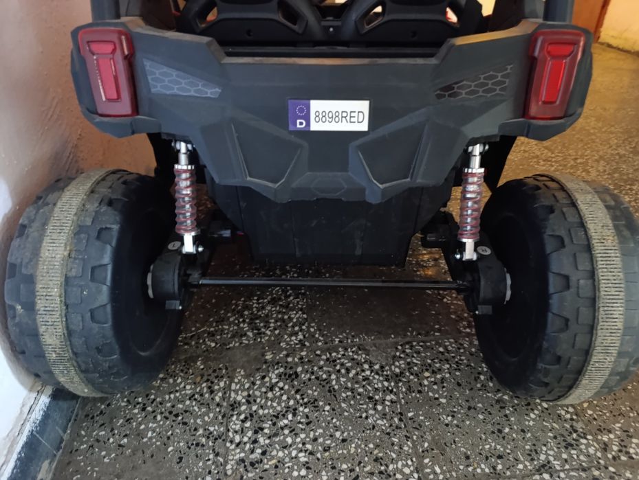 Акумулаторен джип детски голям