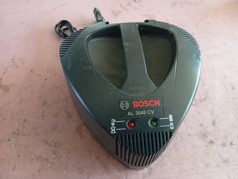 incarcator bosch 36v