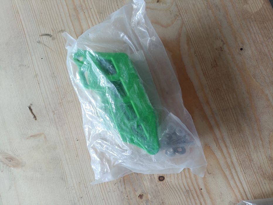 Vand piese ,echipament cross la pret de 35 % reducere