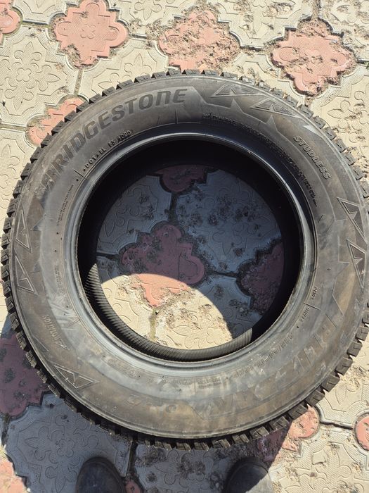 Срочно продам ! 225/65 R17