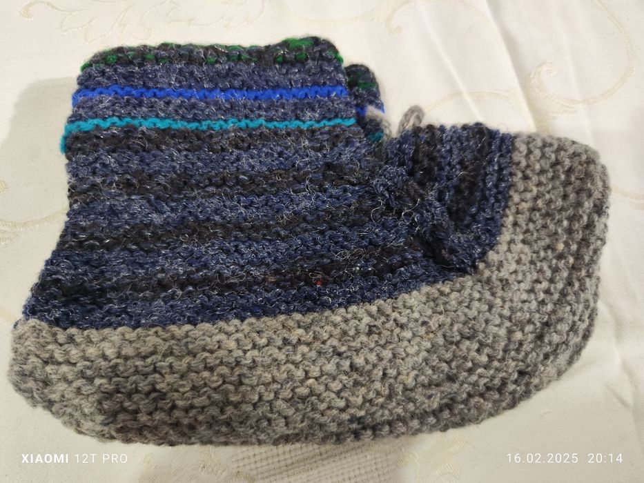 Ръчно плетени вълнени терлици