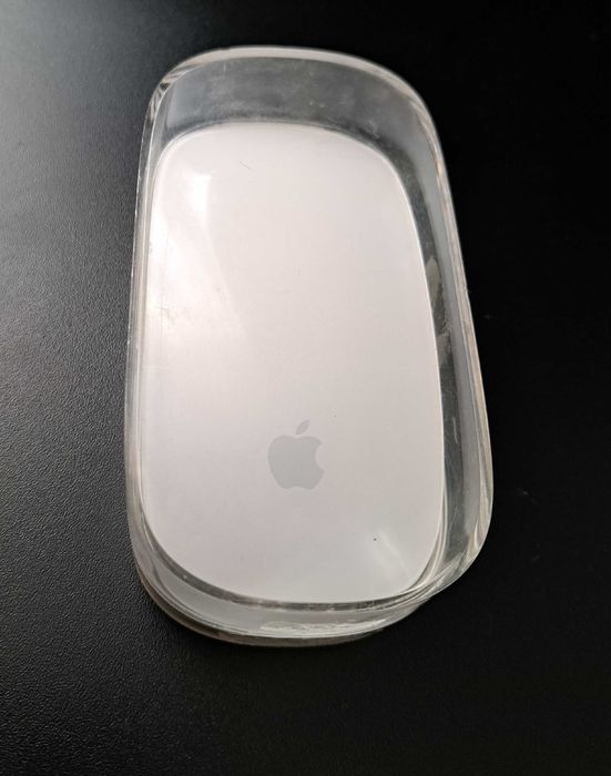 Apple Magic Mouse (1st Gen) – Отлично състояние