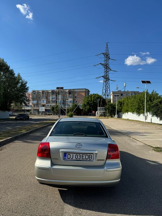 Toyota avensis 1.8 benzină 2800E