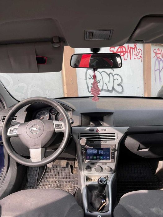 Opel Astra H an 2012, 1.6 benzina + GPL, motor ce necesita reparare