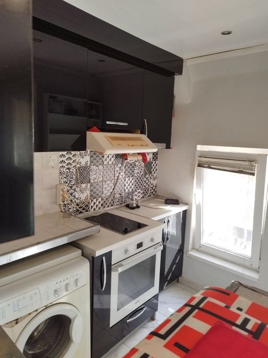 Продава се Тристаен апартамент в Варна, Автогара - 116 кв.м за 1555 €/кв.м - Снимка #1