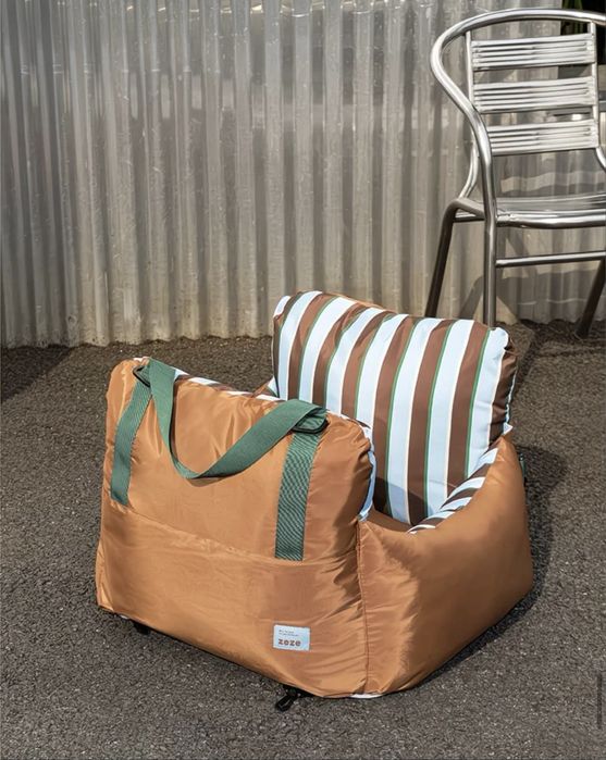 Переноска для кошек и собак