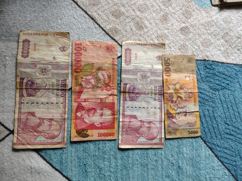 Vând bancnote de colecție