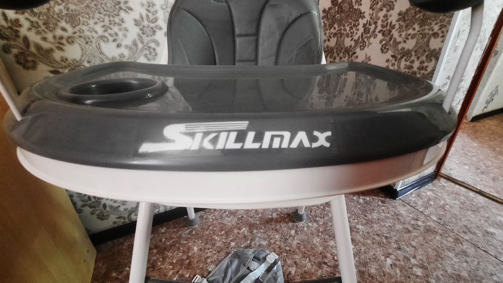 Стульчик для кормления! Б/у но в отличном сост!