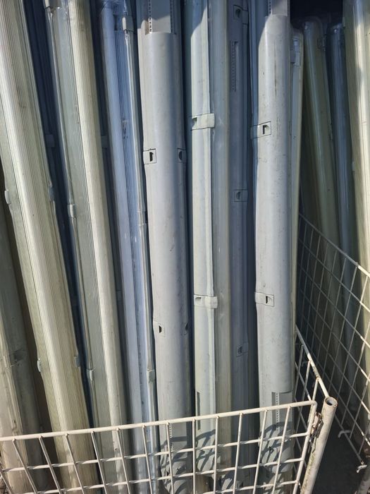 Lampi pentru iluminat industrial