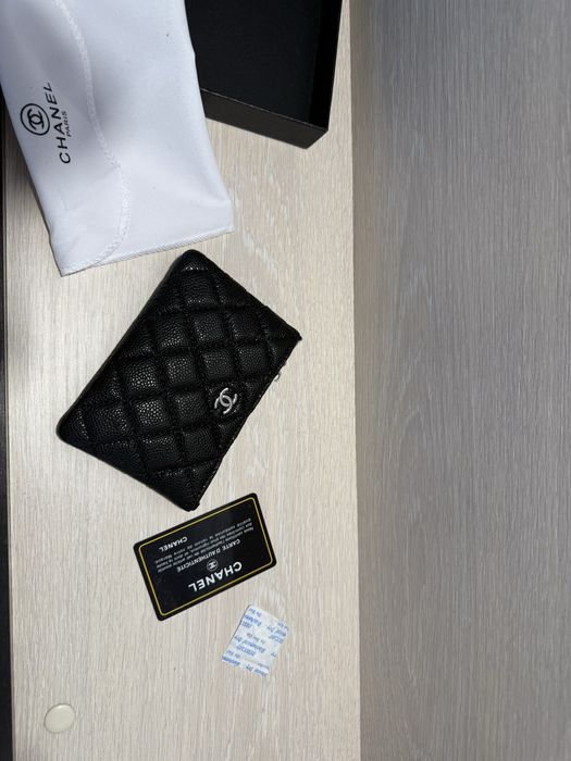 Portofel Chanel.