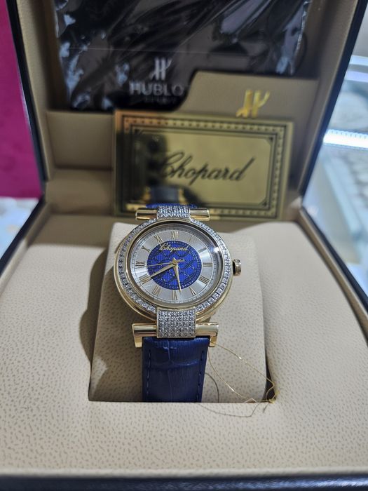 Продам Женские часы Шопард Империал золотые с бриллиантами.