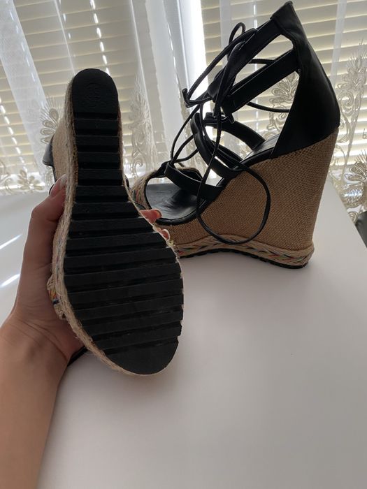 Сандали еспадрили с връзки privee ново