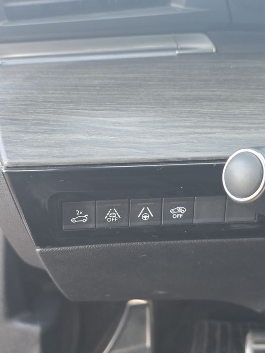 Peugeot 508 2.0 GT *Масаж