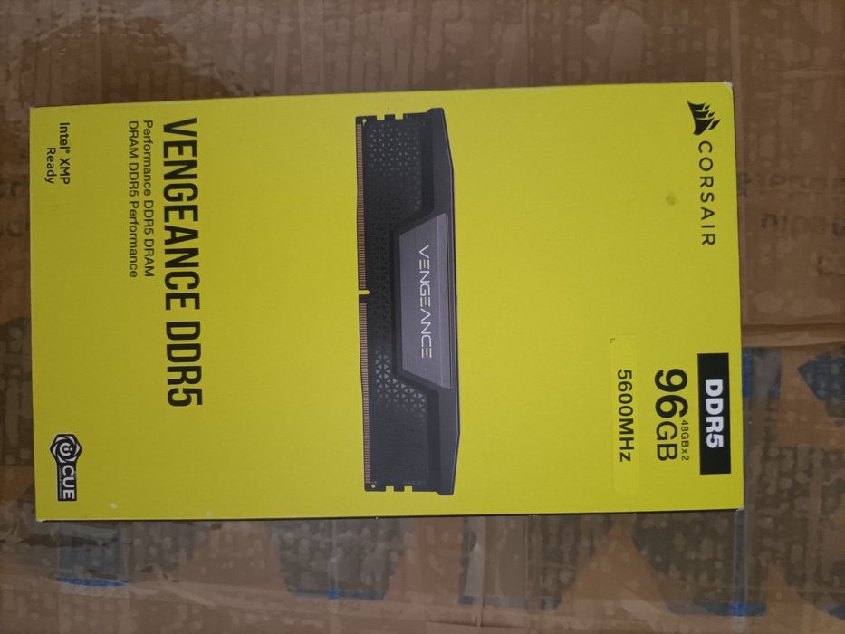 vand memorie ram ddr5 2x48gb corsair vengance 5600 cl40 noi sigilati