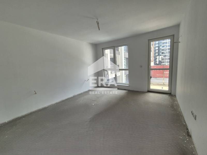 Продава се Тристаен апартамент в Кърджали, Център - 110 кв.м за 1046 €/кв.м - Снимка #8