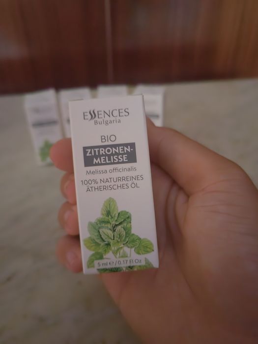 Био етерично масло Маточина – срещу стрес, напрегнатост и срещу херпес