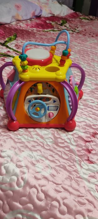 Музыкальный бизикуб