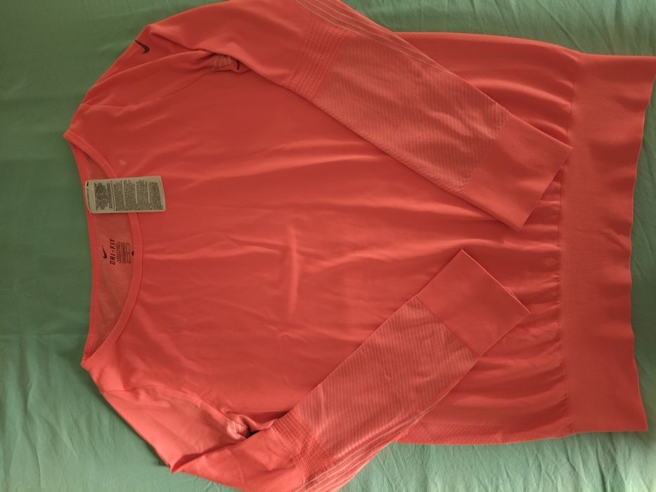 Adidas, Nike, Under Armour дамски дрехи