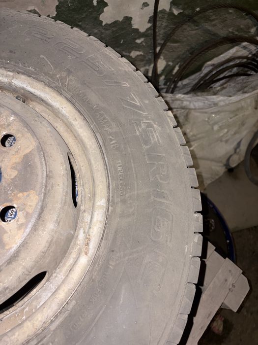 225/75 r16 c резина комплект