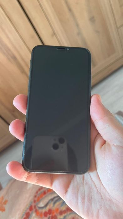 Продаю IPhone xs